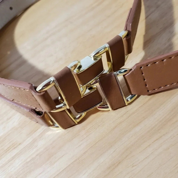 Liz Claiborne Leather Belt - Picture 2 of 4
